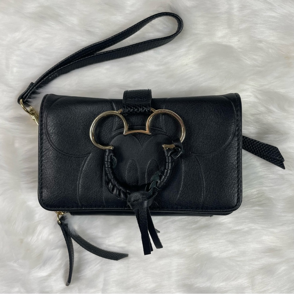 Mickey Mouse Disney Classic Wristlet Wallet.